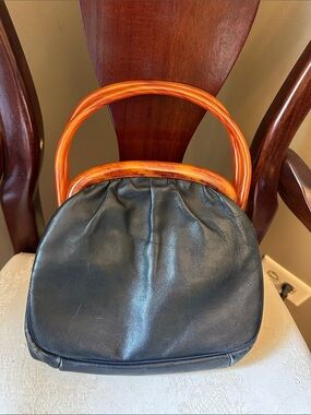 Vintage Etra black leather handbag w/ lucite tortoiseshell handles, circa 1960s